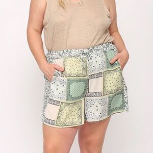 218 XL - 2X 🇺🇸GiGio Patchwork Elastic Waist Shorts Side Pockets and Waist Tie